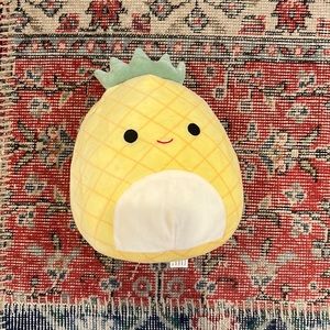 Yellow pineapple Squishmellow
